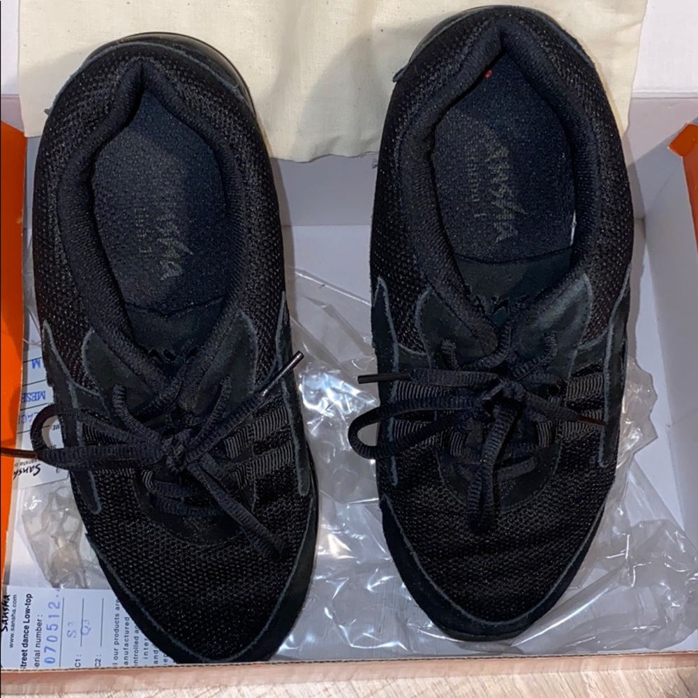 Sansha Motion Hip Hop Shoes in great condition